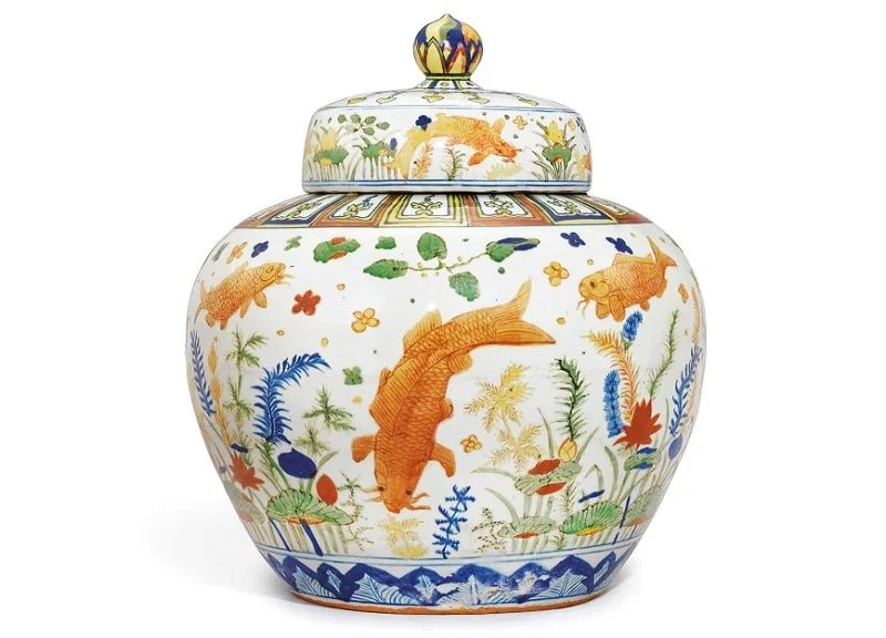 Bỏ tiền vào hũ gạo muối