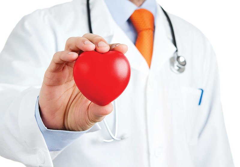 Gạo lứt mang lại lợi ích sức khỏe tim mạch, giúp kiểm soát 1 chén cơm gạo lứt bao nhiêu calo