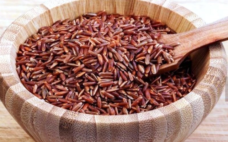 Hạt gạo lứt đỏ giàu dinh dưỡng