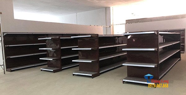 Kệ bày gạo tôn liền chắc chắn, bảo vệ sản phẩm tối ưu và tăng tính thẩm mỹ