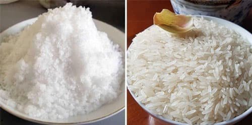 Mâm cúng truyền thống với bát gạo và muối tinh khiết