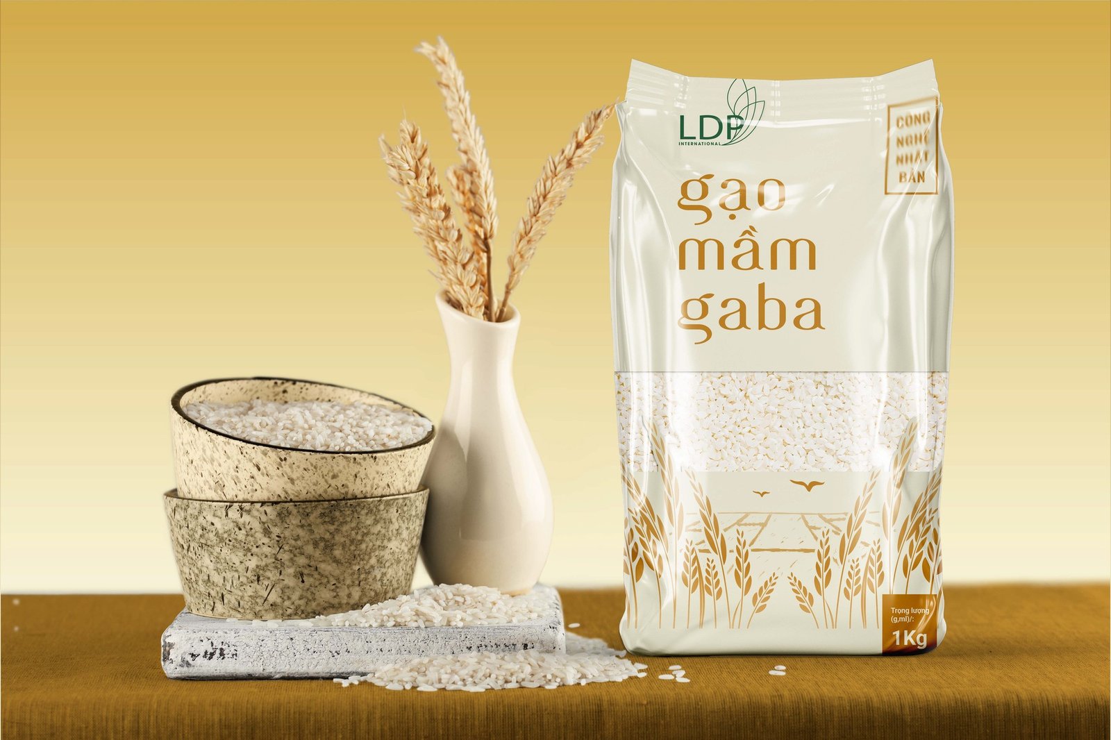 Mẫu thiết kế bao bì gạo với logo thương hiệu nổi bật trên nền trắng xanh