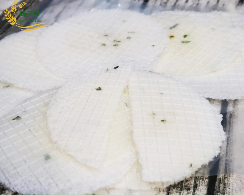 Món bánh tráng giấy
