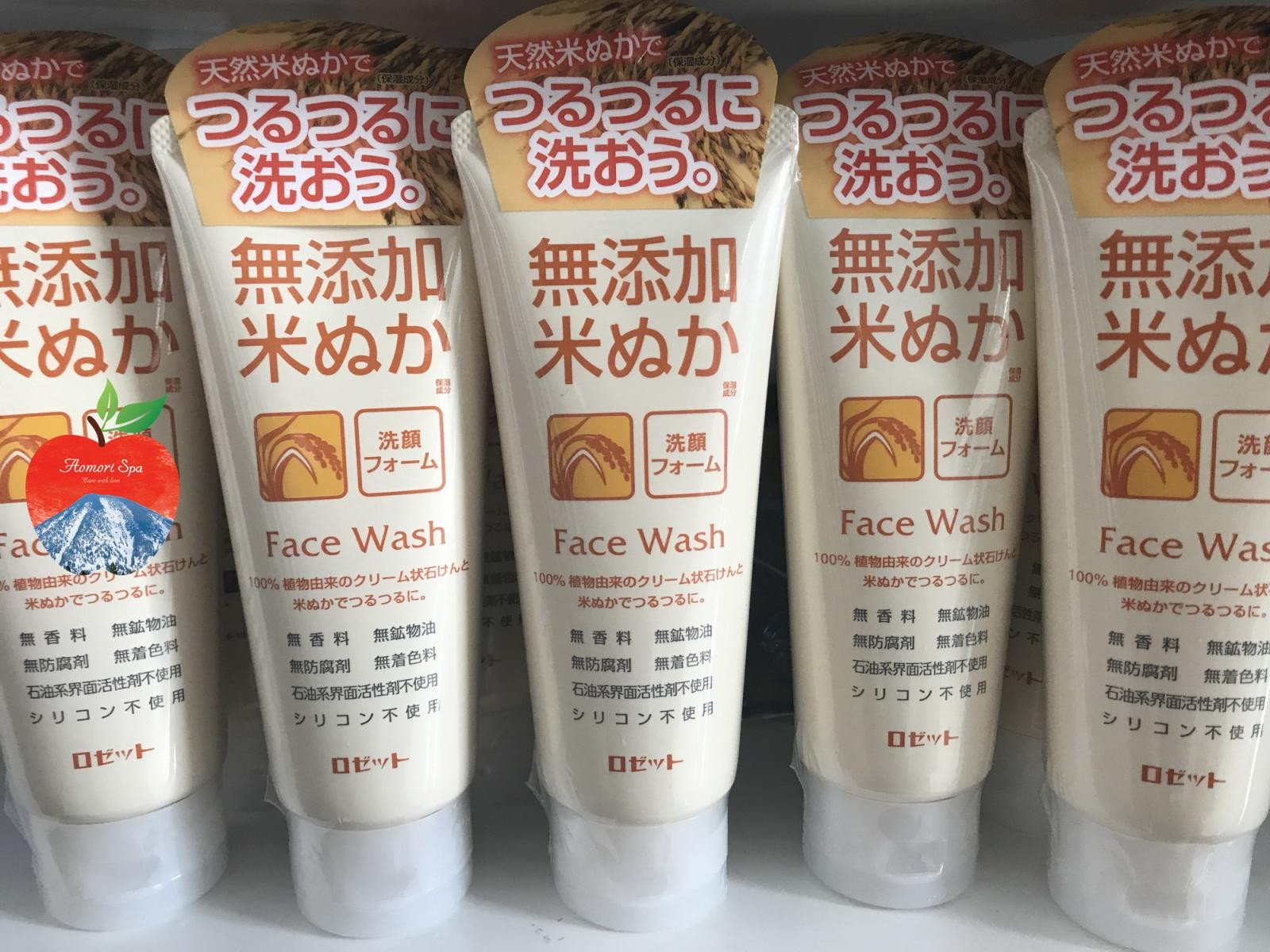 Sữa rửa mặt gạo nhật Rosette chiết xuất từ cám gạo tự nhiên