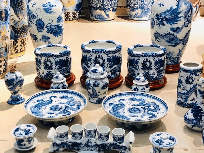 Bộ chóe thờ đựng 3 hũ gạo muối nước trên bàn thờ