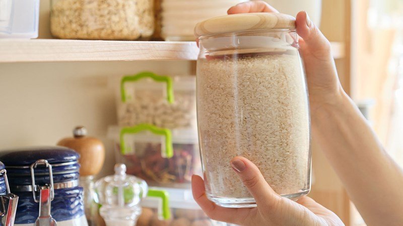 Gạo lứt chia thành từng phần nhỏ tiện lợi