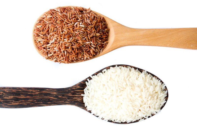 Gạo lứt và sự đa dạng màu sắc tự nhiên của hạt gạo nguyên cám