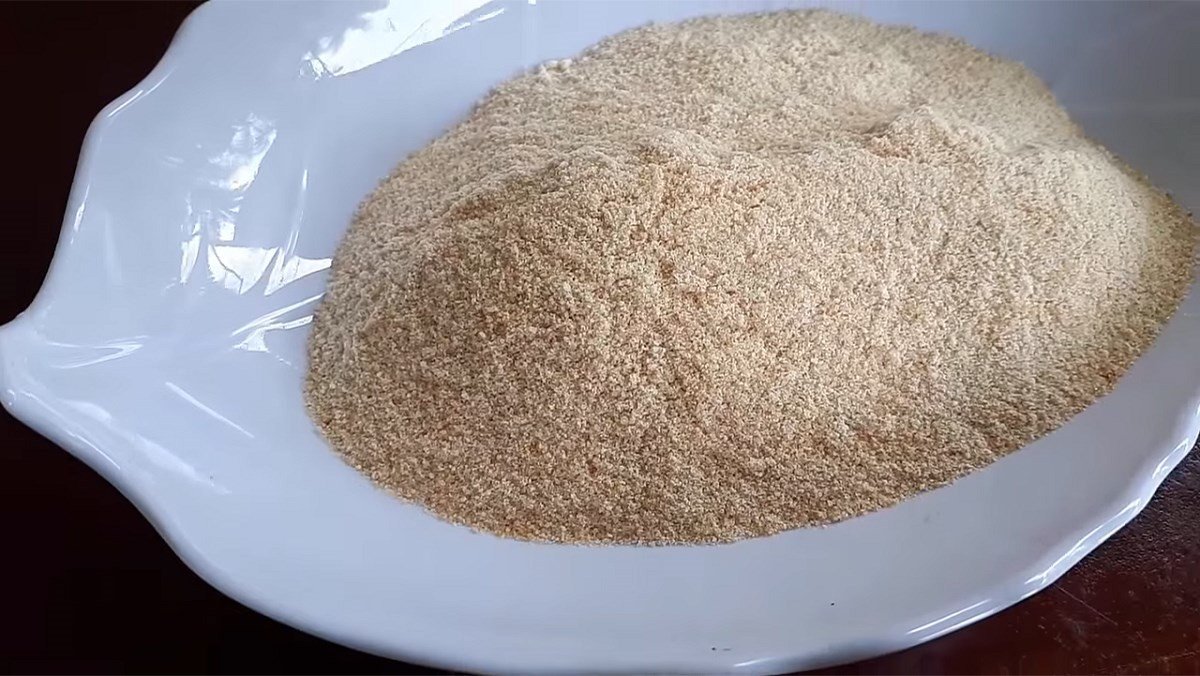 Gia vị thính gạo rang vàng óng, thơm lừng