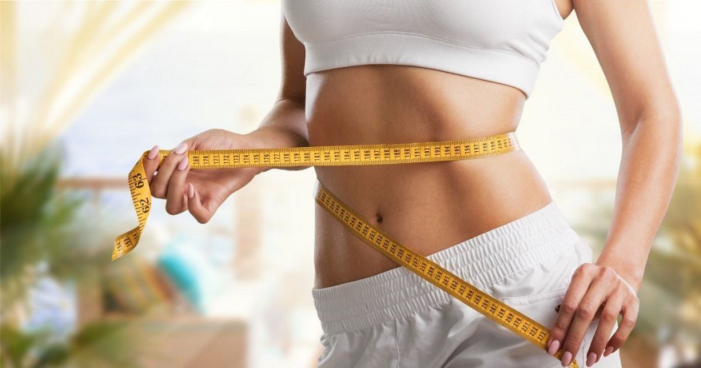 Giảm cân là một trong những lợi ích mà trà gạo lứt hoa cúc mang lại